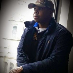 Meet your Posher, Demetrics